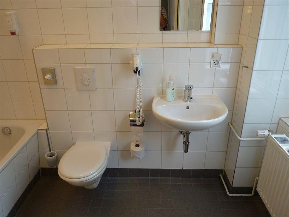 Grand Classic Hostel